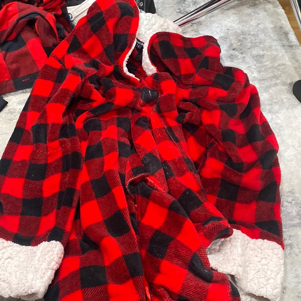 plaid robe just love